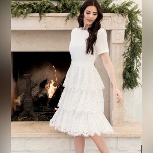 Rachel Parcell Short Sleeve Mixed Tiered Lace Midi Dress in Ivory Cloud